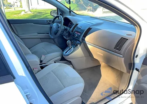 2011 Nissan Sentra 2.0 z USA, uszkodzony, nr VIN 3N1AB6AP8BL626398